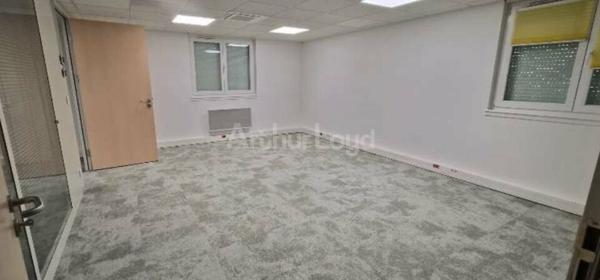 BUREAUX à LOUER de 199 m²
