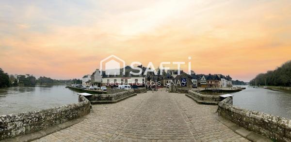 Immeuble avec 3 T2 et un jardin clos au cœur de St Goustan et à 350m du centre-ville