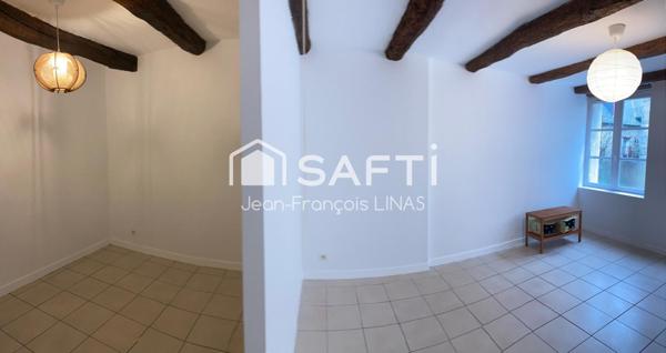 Immeuble avec 3 T2 et un jardin clos au cœur de St Goustan et à 350m du centre-ville