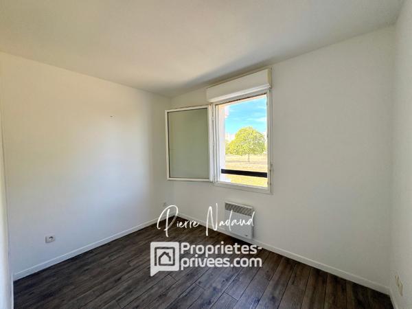LIBOURNE - SECTEUR GARDEROSE - T2 BIS AVEC BALCON ET PARKING