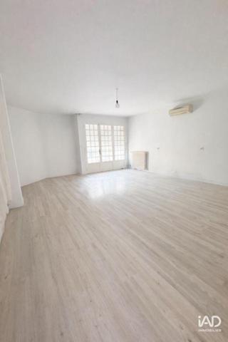 Maison à vendre 6 pièces 213 m² Marseille 12