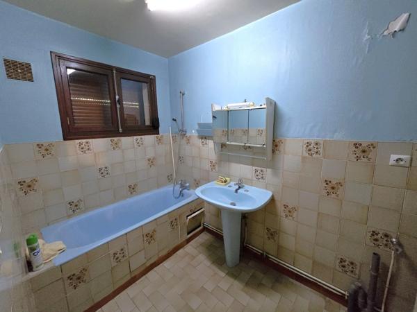 HIRSON (02) - 🏡 Vente maison avec 2 chambres 🛏️🛏️, grenier aménageable, terrasse et terrain ☘️