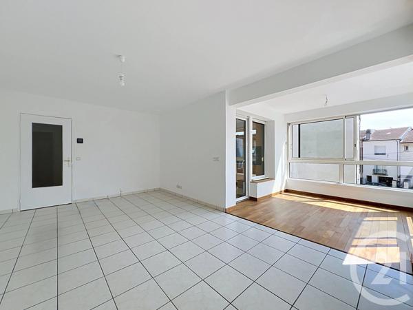 Appartement à vendre  5 pièces - 105,15 m 2   ST MAX  - 54