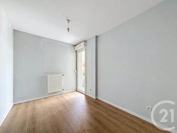 Appartement à vendre  5 pièces - 105,15 m 2   ST MAX  - 54