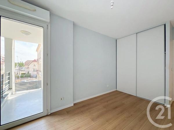 Appartement à vendre  5 pièces - 105,15 m 2   ST MAX  - 54