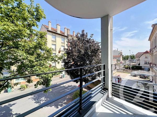 Appartement à vendre  5 pièces - 105,15 m 2   ST MAX  - 54