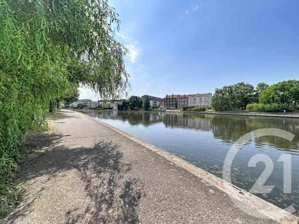 Appartement à vendre  5 pièces - 105,15 m 2   ST MAX  - 54