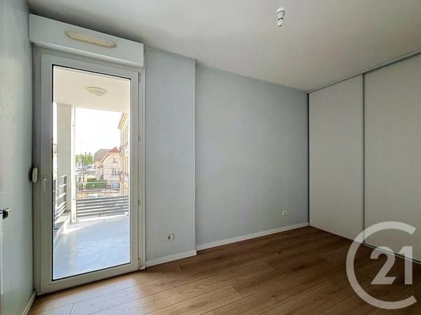 Appartement à vendre  5 pièces - 105,15 m 2   ST MAX  - 54