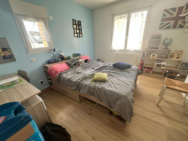 LA ROCHE SUR YON - 20 MIN DES SABLES D'OLONNE - SPACIEUSE MAISON DE FAMILLE , La roche sur yon LA ROCHE SUR YON - 20 MIN DES SABLES D'OLONNE - SPACIEUSE MAISON DE FAMILLE , La roche sur yon
