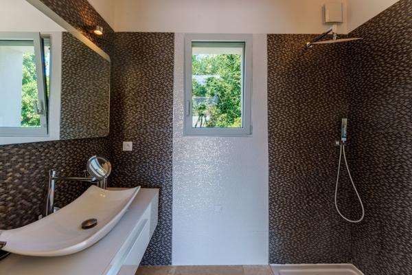 Vente Villa de luxe Bouzigues 5 Pièces 167 m²