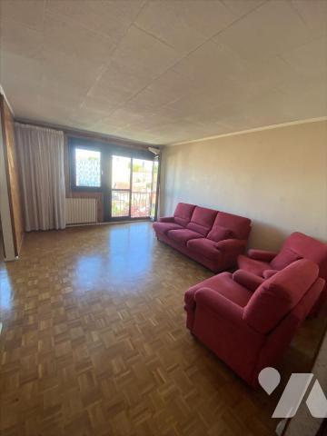 Bel appartement 3 pièces avec place de stationnement