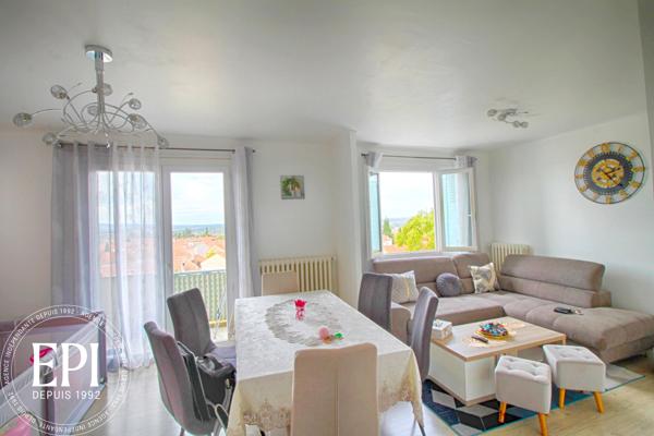 Investissement locatif idéal à Carcassonne T3 67 m² : un locataire fiable et un bien impeccable !