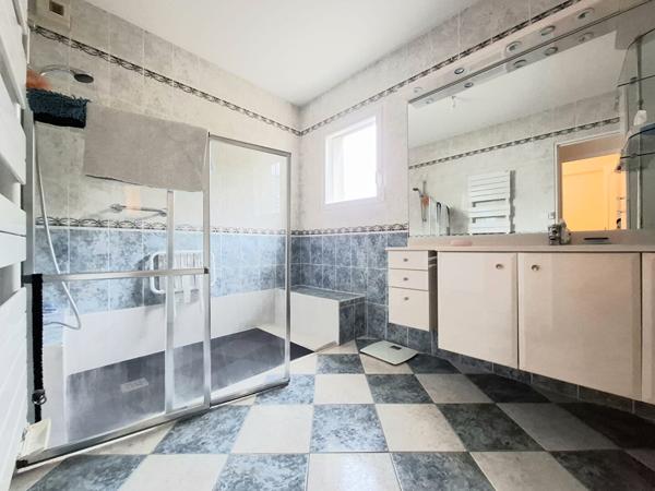 Maison plein centre !