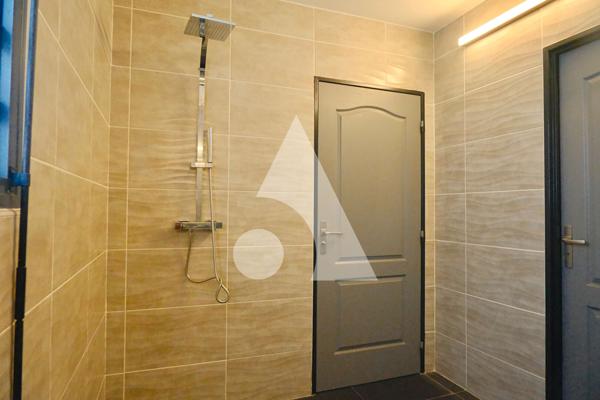 Appartement 4 pièces 136.59 m2