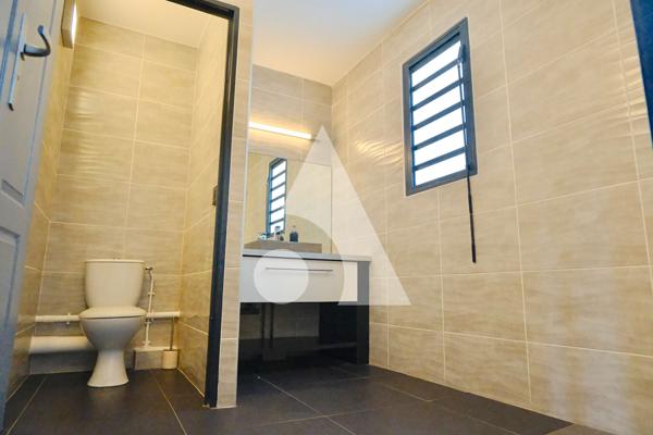 Appartement 4 pièces 136.59 m2