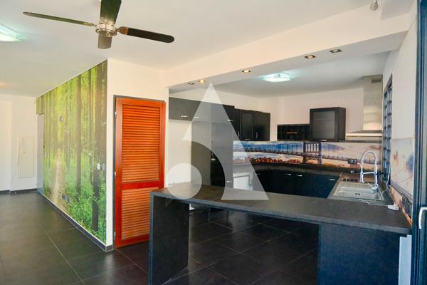 Appartement 4 pièces 136.59 m2