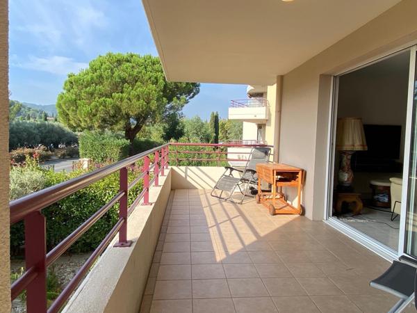 À vendre – Appartement T4 de standing à Hyères les Palmiers