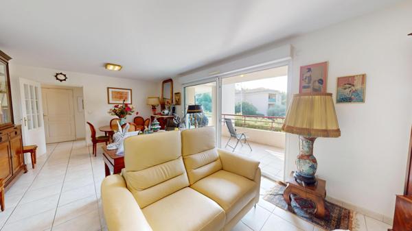 À vendre – Appartement T4 de standing à Hyères les Palmiers