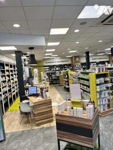 Pharmacie à l'entrée de la Haute Maurienne aux pieds de nombreuses stations.