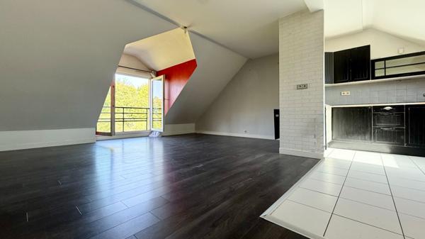 Appartement Corbeil Essonnes 3 pièce(s) 59.75 m2