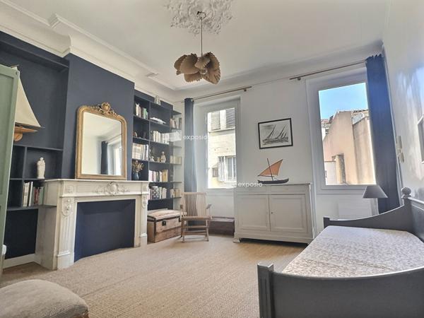 A vendre appartement de type 5 entre LES REFORMES et EUGENE PIERRE