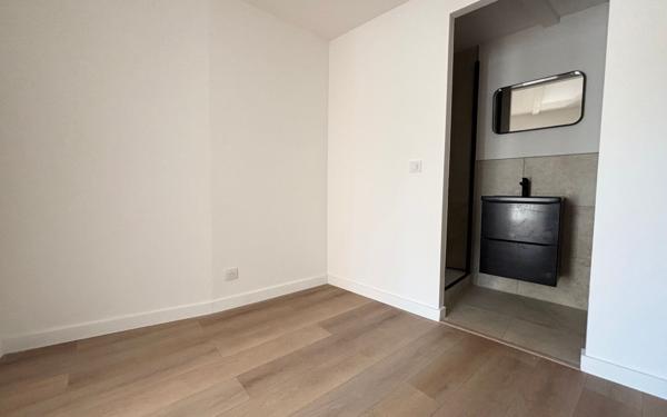 Maison à vendre    4 pièces • 65 m2 Peymeinade