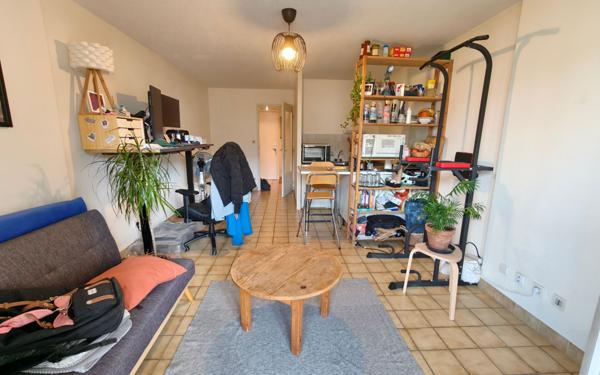 Appartement à vendre    1 pièce • 29,45 m2 Grenoble