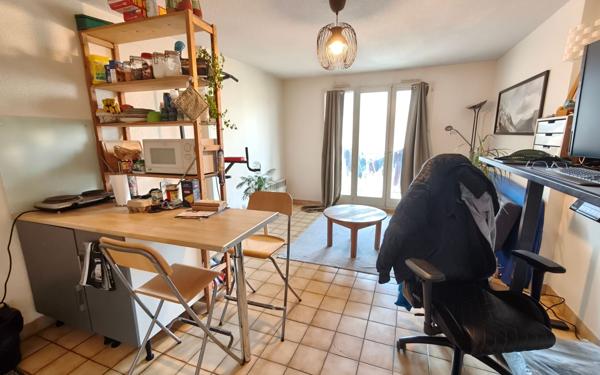 Appartement à vendre    1 pièce • 29,45 m2 Grenoble