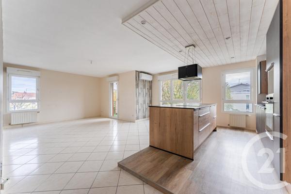 Appartement F4 à vendre  4 pièces - 84,14 m2 ST FONS - 69