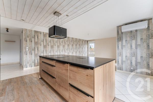Appartement F4 à vendre  4 pièces - 84,14 m2 ST FONS - 69