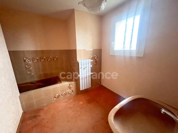 Vente Maison à Manosque (04) de 130m2 habitables, quartier Les Varzelles