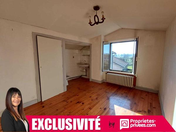 LE COTEAU, ténement avec 2 maisons + dépôt + 2 garages