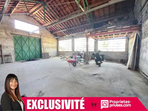 LE COTEAU, ténement avec 2 maisons + dépôt + 2 garages