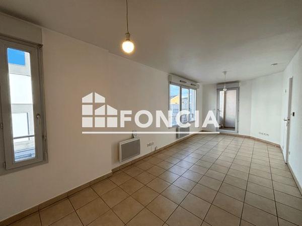 Location Studio 30.94 m² - 16 RUE DES HERIDEAUX Lyon 69008