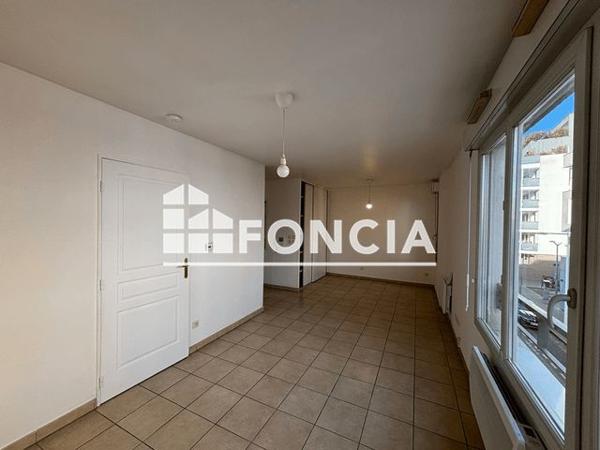 Location Studio 30.94 m² - 16 RUE DES HERIDEAUX Lyon 69008