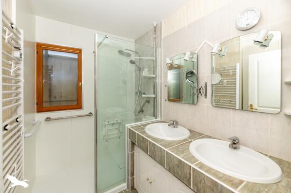 Maison à vendre |                                       Lesparre-Médoc |                                        5 pièces  |  116 m²
