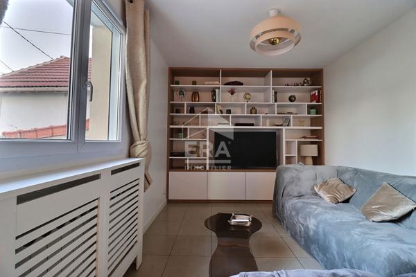 Élégance Parisienne : Une Maison de Caractère Rénovée avec Raffinement