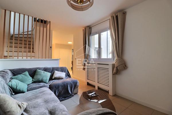 Élégance Parisienne : Une Maison de Caractère Rénovée avec Raffinement