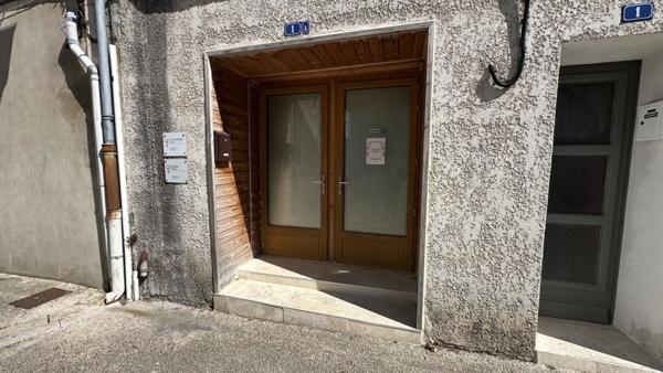 Local/bureau à vendre BARBEZIEUX SAINT HILAIRE (16) - 87m²
