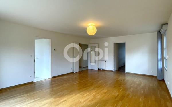 Appartement à vendre    3 pièces • 83 m2 Évreux