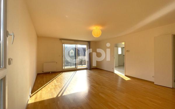 Appartement à vendre    3 pièces • 83 m2 Évreux