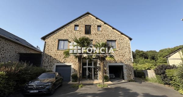 À vendre Maison 8 pièces 300 m² - Fougères 35300