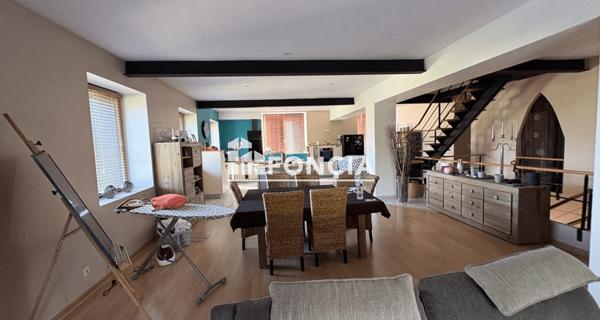 À vendre Maison 8 pièces 300 m² - Fougères 35300