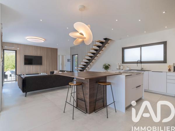 Maison à vendre 5 pièces 168 m² Cesson-Sévigné