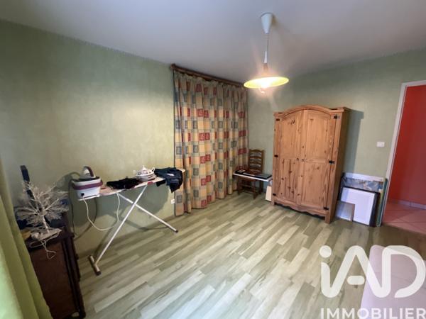 Maison à vendre 6 pièces 188 m² Nieuil-l'Espoir
