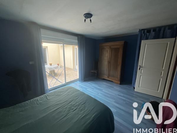 Maison à vendre 6 pièces 188 m² Nieuil-l'Espoir