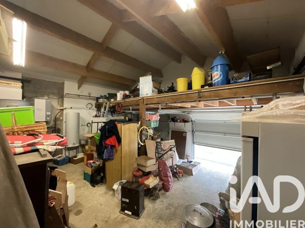 Maison à vendre 6 pièces 188 m² Nieuil-l'Espoir