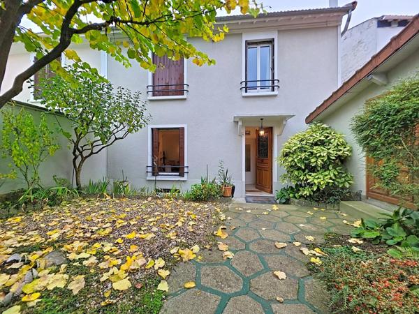 MAISON AVEC JARDIN ET GARAGE
