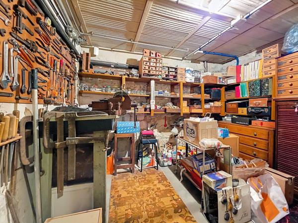 MAISON AVEC JARDIN ET GARAGE