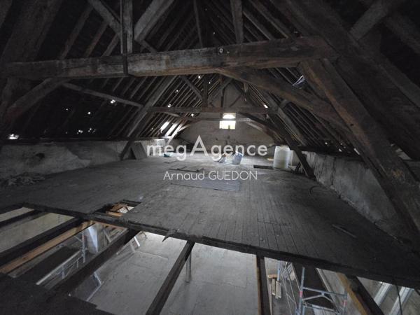 Appartement à CLEFS, 49150 - 2 pièces 220m²